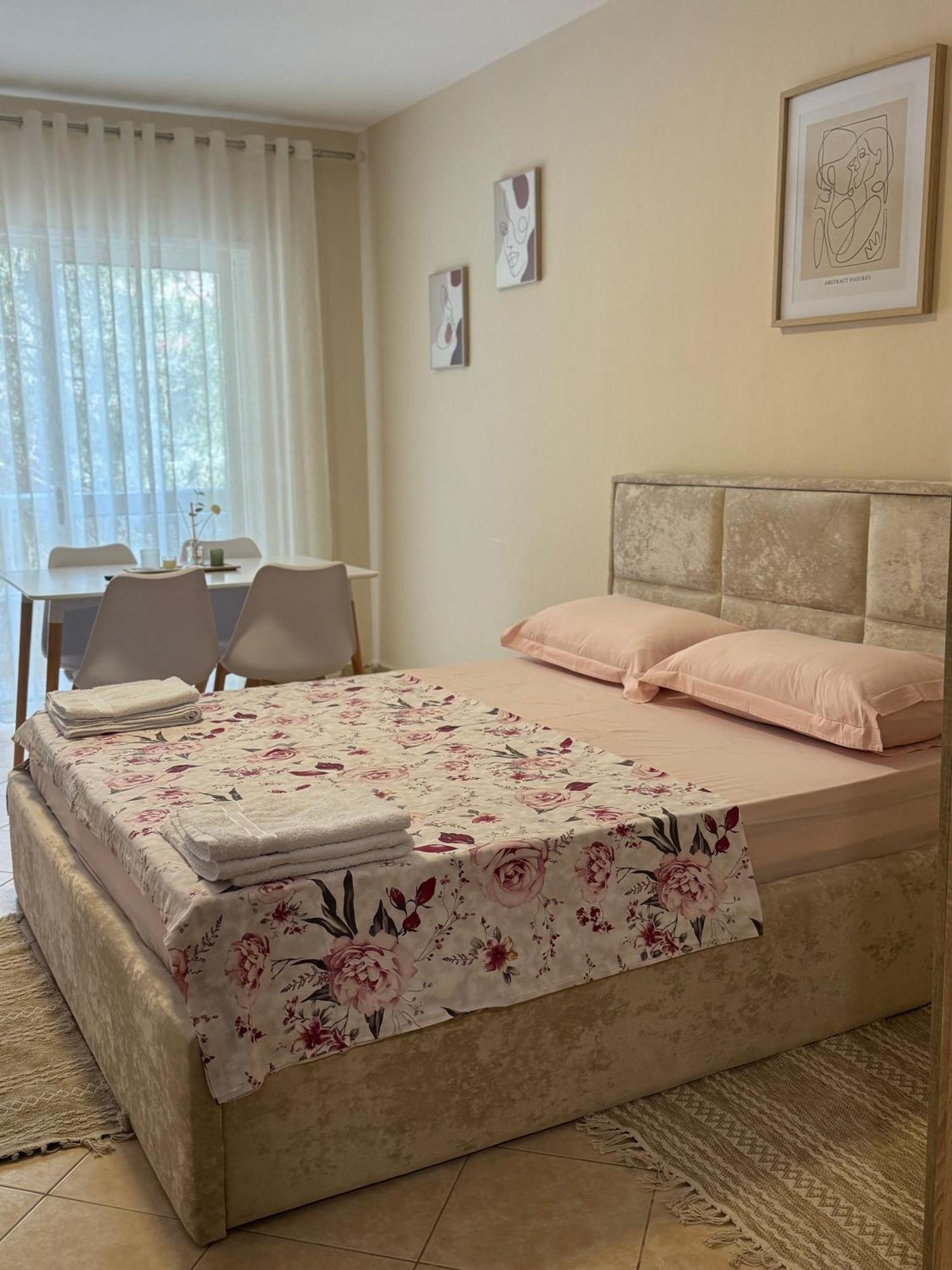 Sea & Gardenview Apartments Durres Luaran gambar