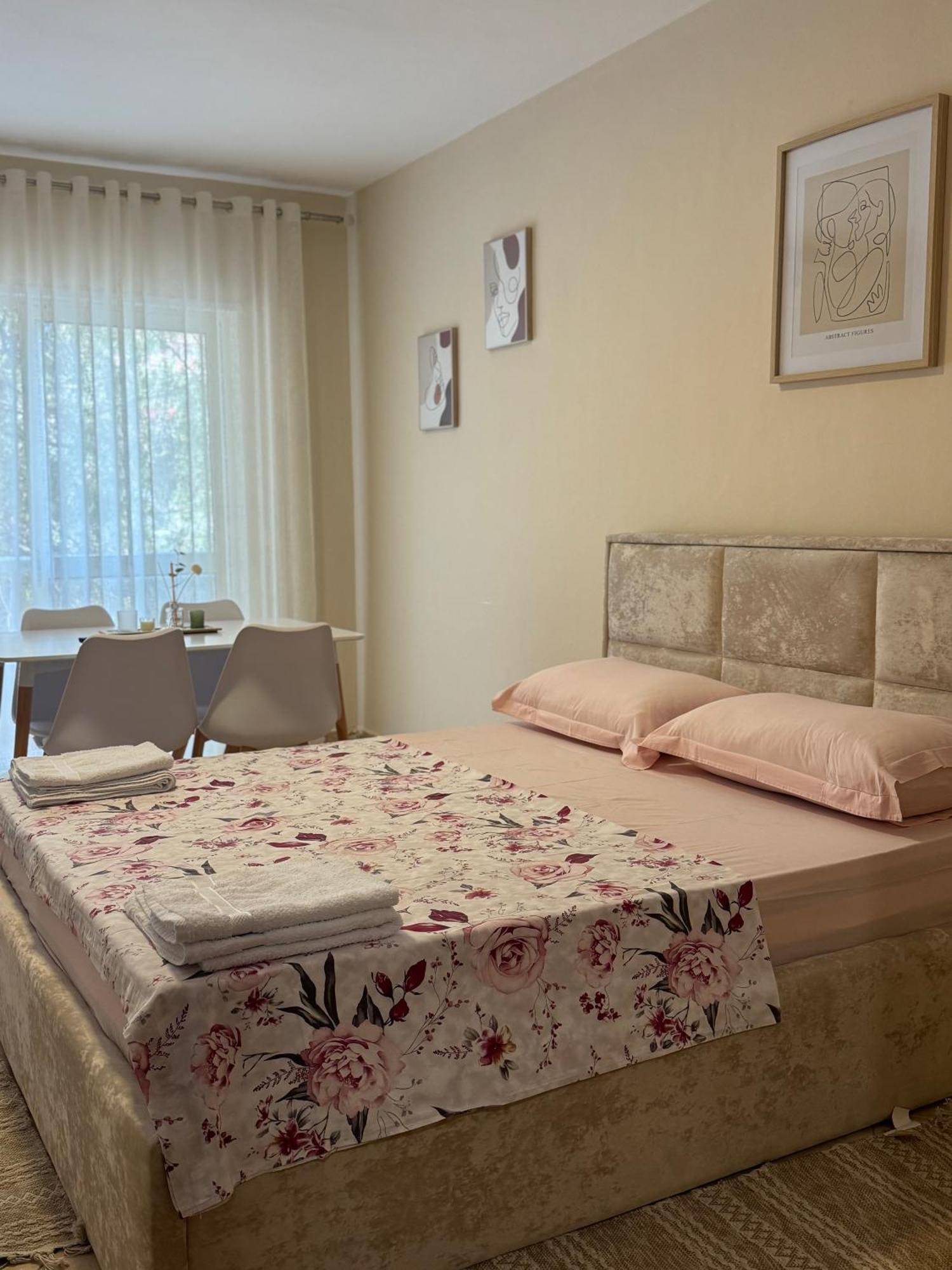 Sea & Gardenview Apartments Durres Luaran gambar